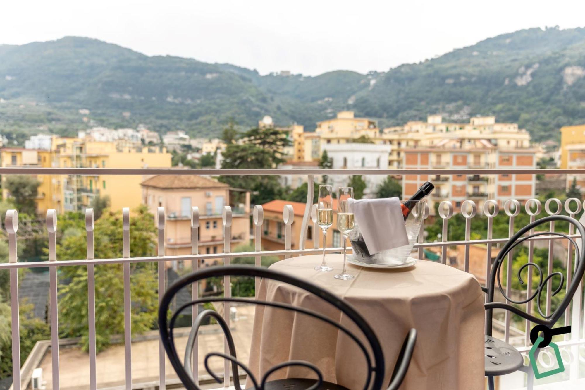 Hotiday Room Collection - Sorrento Bagian luar foto